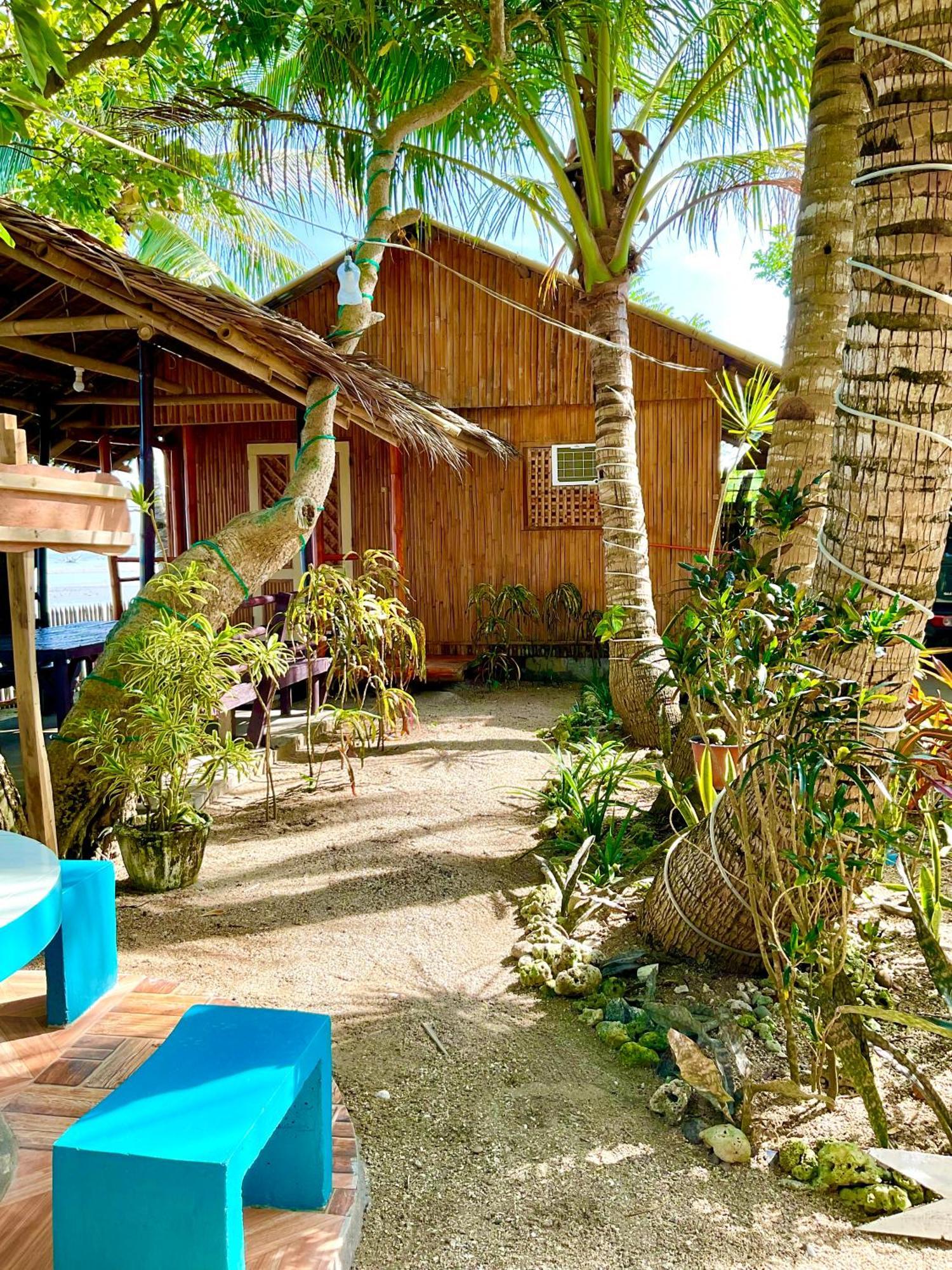 Carles Treasure Beach Resort מראה חיצוני תמונה