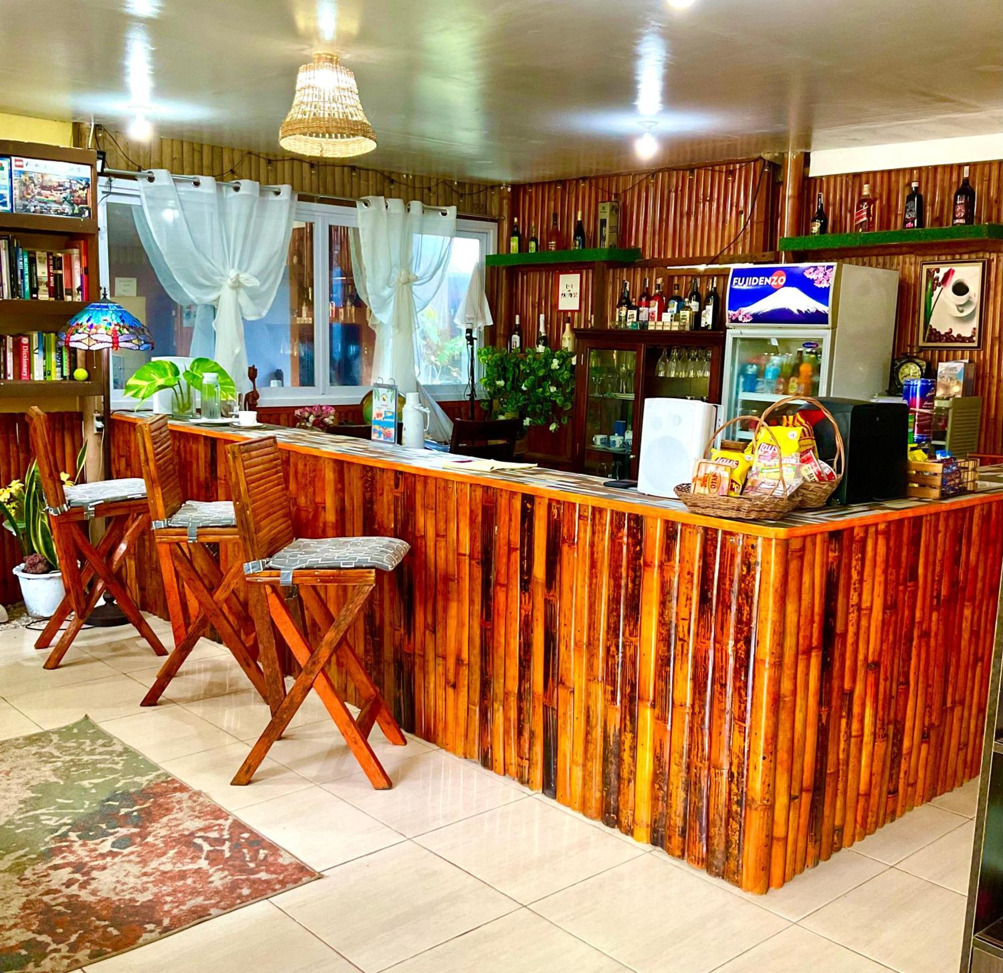 Carles Treasure Beach Resort מראה חיצוני תמונה