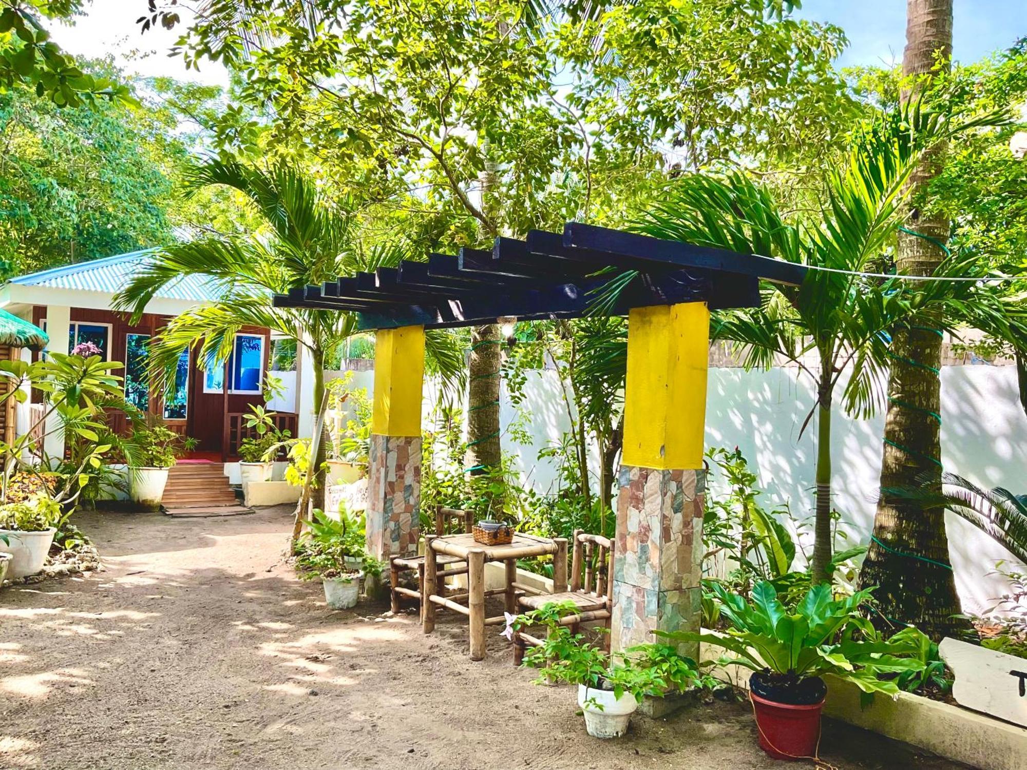 Carles Treasure Beach Resort מראה חיצוני תמונה