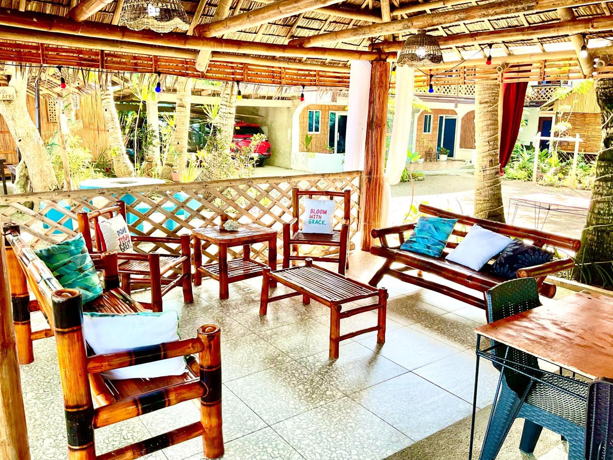 Carles Treasure Beach Resort מראה חיצוני תמונה