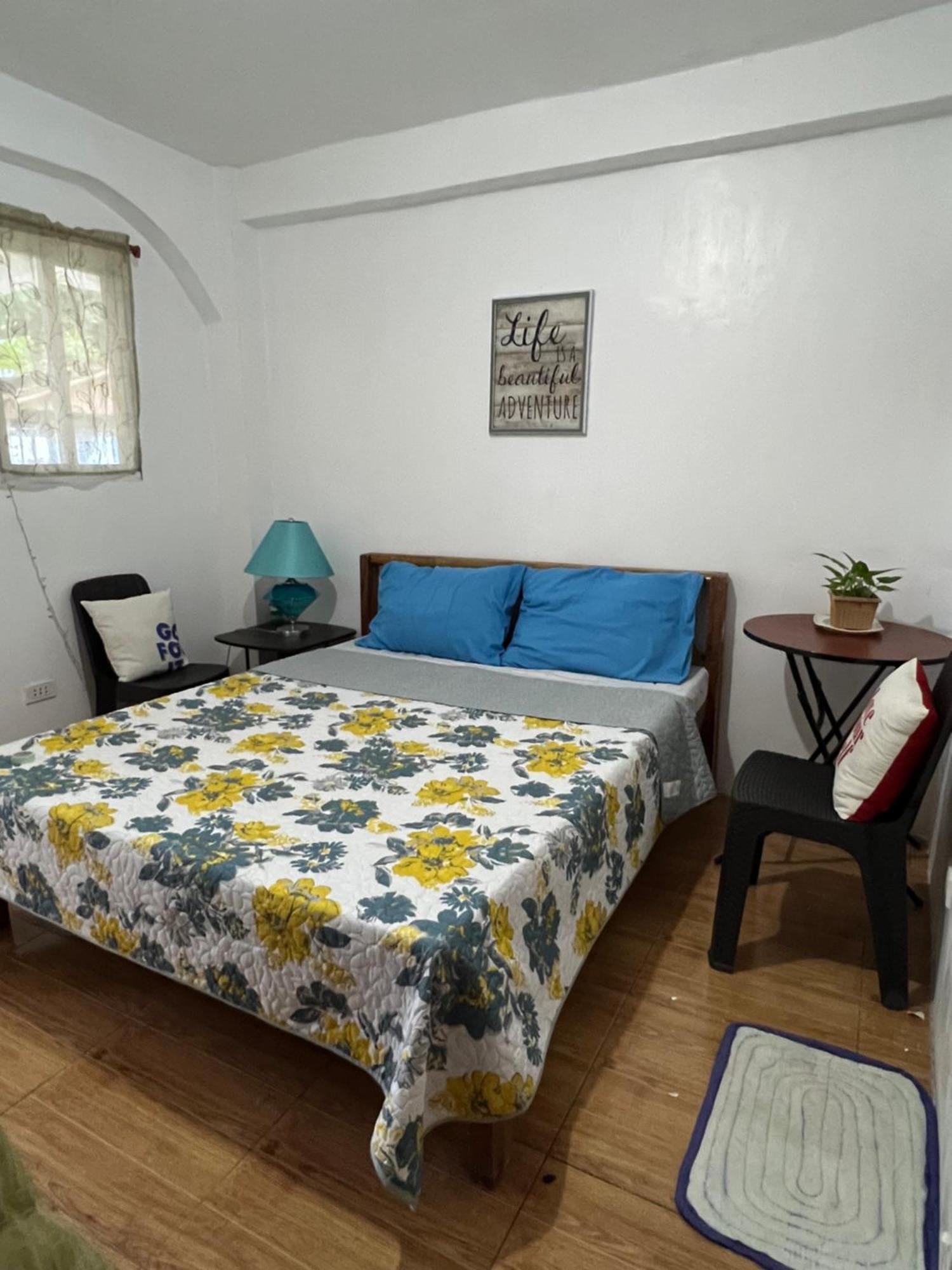 Carles Treasure Beach Resort מראה חיצוני תמונה