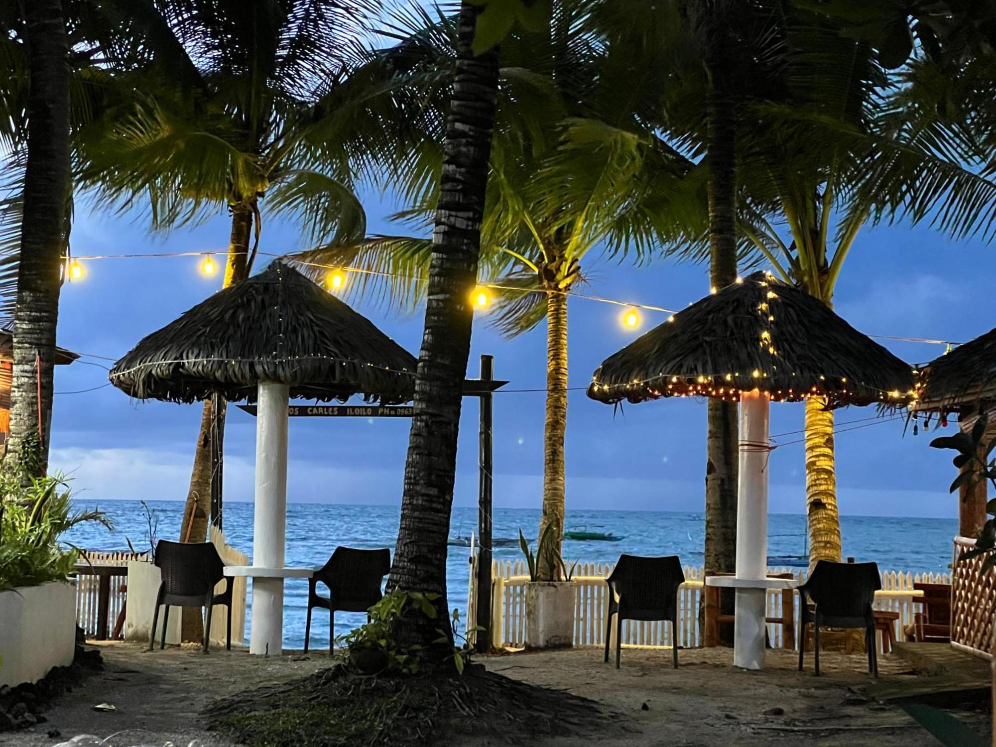 Carles Treasure Beach Resort מראה חיצוני תמונה